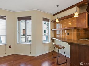 3028 Western Avenue 501, Seattle WA 98121