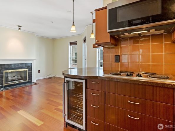 3028 Western Avenue 501, Seattle WA 98121