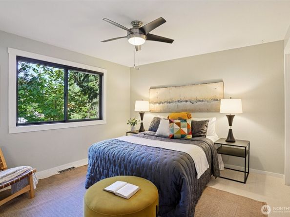 719 N 184th Street, Shoreline WA 98133