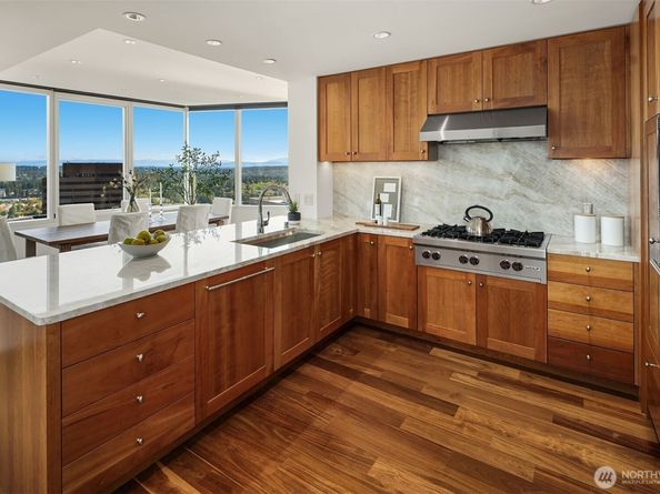10700 NE 4th Street 3312, Bellevue WA 98004