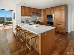 10700 NE 4th Street 3312, Bellevue WA 98004