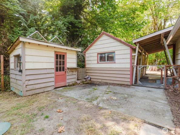 2673 Harold Drive SE, Port Orchard WA 98366