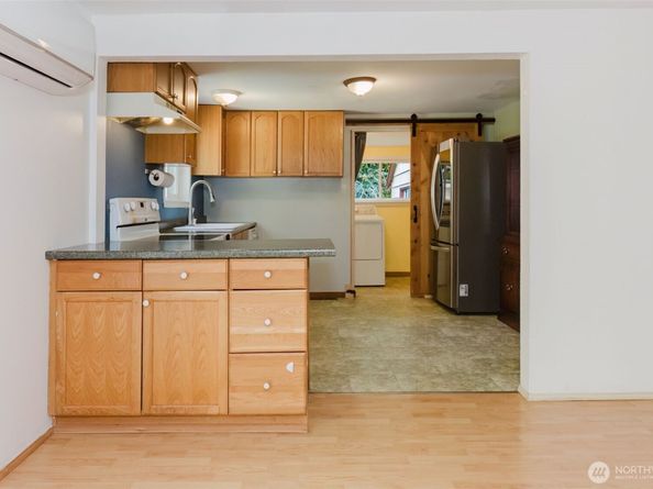 2673 Harold Drive SE, Port Orchard WA 98366