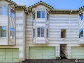 10 E Casino Road 2, Everett WA 98208