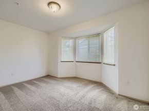 10 E Casino Road 2, Everett WA 98208