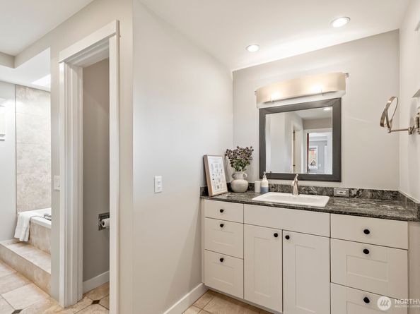 9712 50th Avenue SW, Seattle WA 98136