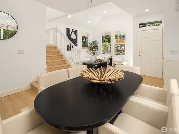 16255 SE 66th St, Bellevue WA 98006