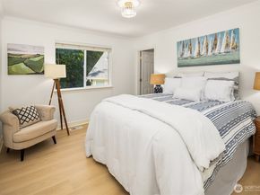 16255 SE 66th St, Bellevue WA 98006