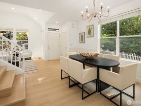 16255 SE 66th St, Bellevue WA 98006