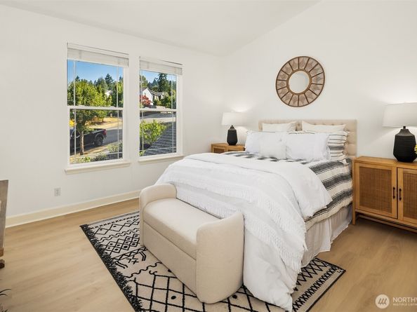 16255 SE 66th St, Bellevue WA 98006
