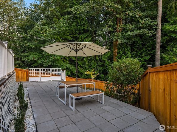 16255 SE 66th St, Bellevue WA 98006