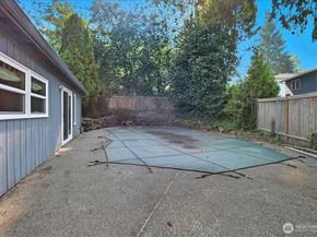 16743 79th Place NE, Kenmore WA 98028