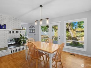 16743 79th Place NE, Kenmore WA 98028