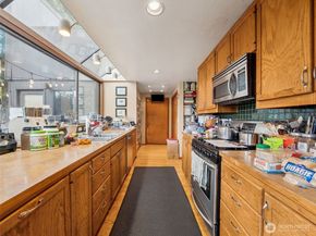 2028 34th Avenue S, Seattle WA 98144