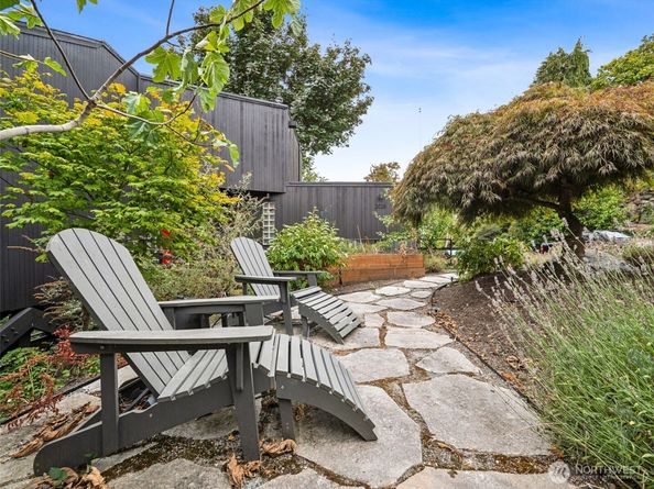 2028 34th Avenue S, Seattle WA 98144