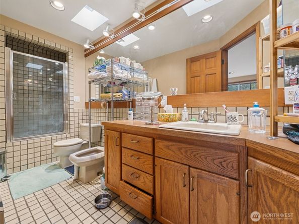 2028 34th Avenue S, Seattle WA 98144