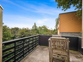 2028 34th Avenue S, Seattle WA 98144