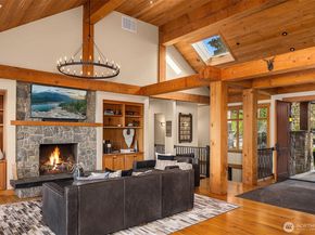 7010 N Mercer Way, Mercer Island WA 98040