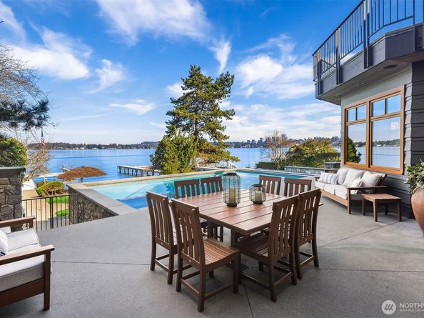 7010 N Mercer Way, Mercer Island WA 98040