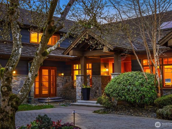7010 N Mercer Way, Mercer Island WA 98040