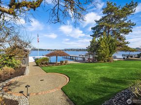 7010 N Mercer Way, Mercer Island WA 98040