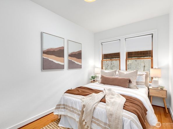 220 W Olympic Place 106, Seattle WA 98119