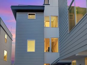 7721 A Mary Avenue NW, Seattle WA 98117