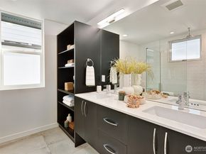7721 A Mary Avenue NW, Seattle WA 98117