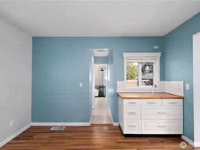 8411 48th Avenue S, Seattle WA 98118