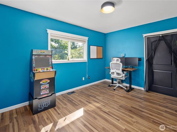 8411 48th Avenue S, Seattle WA 98118