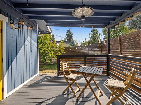 8411 48th Avenue S, Seattle WA 98118