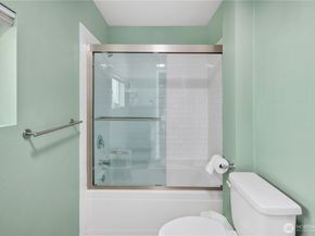 8411 48th Avenue S, Seattle WA 98118