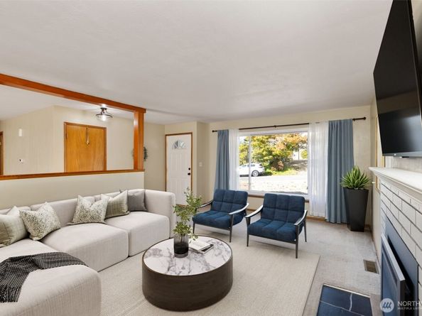 1413 Lindberg Place, Bremerton WA 98310