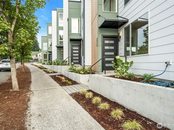 6408 Fauntleroy Way SW, Seattle WA 98136