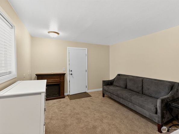 12828 78th Avenue S, Seattle WA 98178