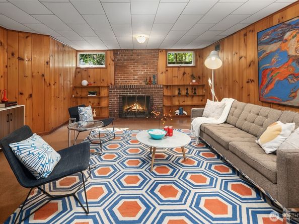 6045 Seward Park Avenue S, Seattle WA 98118