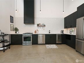 13001 40th Avenue S, Tukwila WA 98168