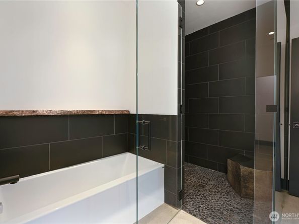 13001 40th Avenue S, Tukwila WA 98168