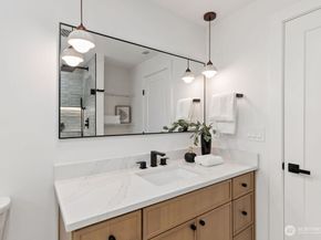 8614 Madrona Lane, Edmonds WA 98026