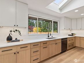 8614 Madrona Lane, Edmonds WA 98026