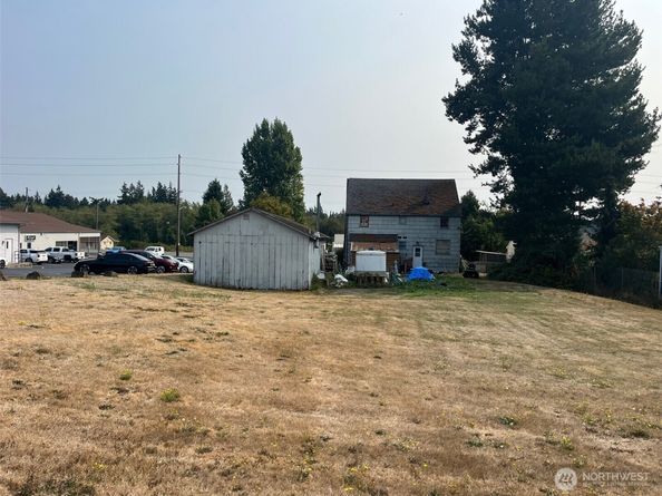 3237 Perry Avenue NE, Bremerton WA 98310