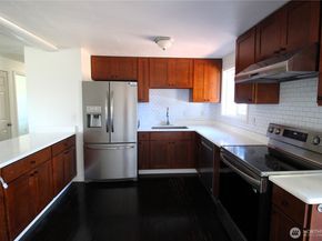 18004 110th Avenue SE, Renton WA 98055