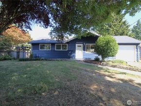 18004 110th Avenue SE, Renton WA 98055