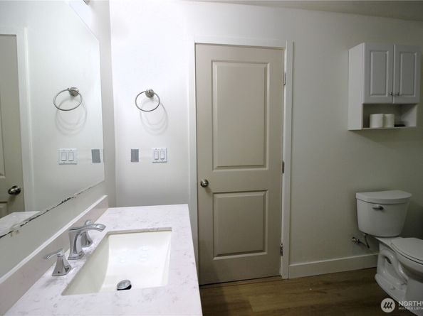 18004 110th Avenue SE, Renton WA 98055