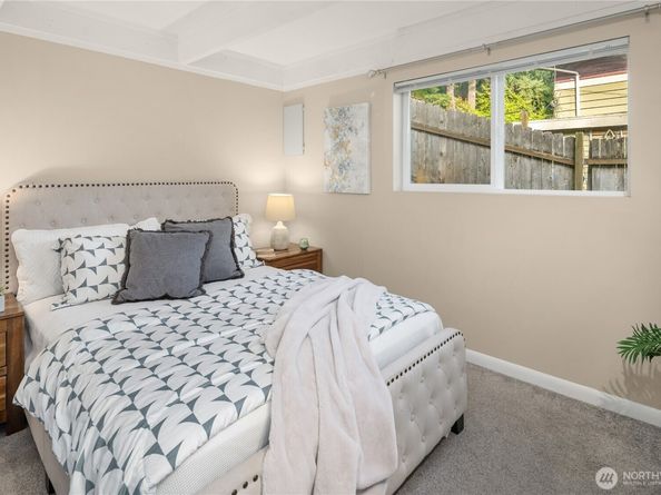 14114 SE Allen Road, Bellevue WA 98006