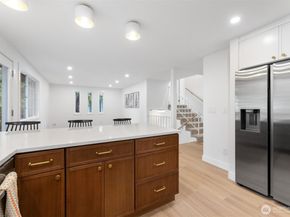17106 NE 31st Place, Bellevue WA 98008