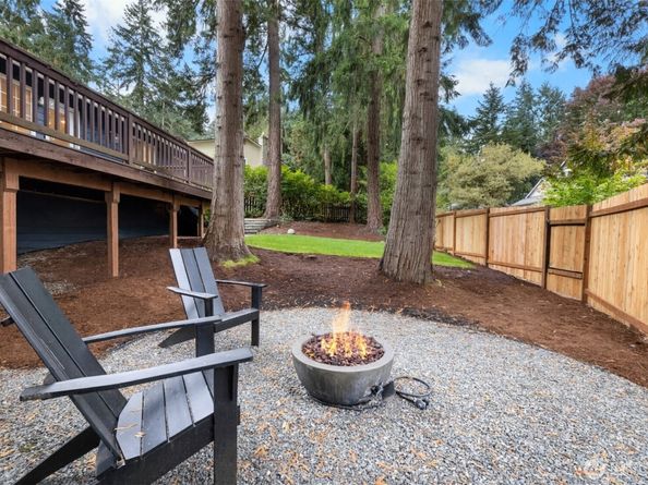 17106 NE 31st Place, Bellevue WA 98008