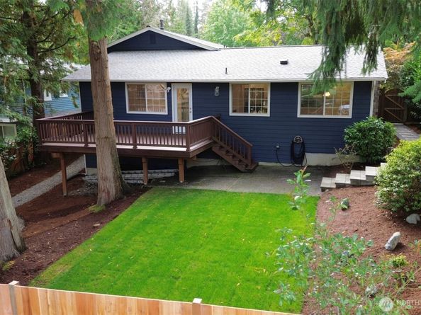 17106 NE 31st Place, Bellevue WA 98008