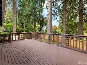 17106 NE 31st Place, Bellevue WA 98008