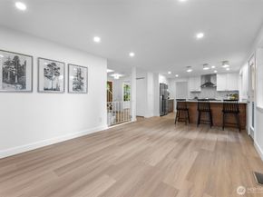 17106 NE 31st Place, Bellevue WA 98008